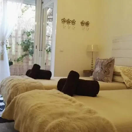 Apartment For Rent Iii *